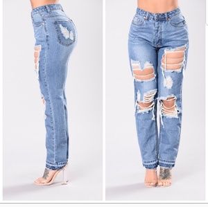 FASHION NOVA JEANS